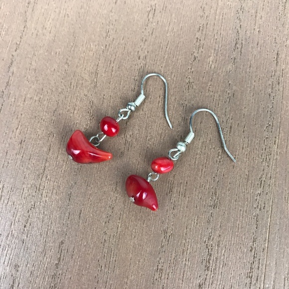 🚫SOLD🚫 NWOT Natural Red Coral Dangle Earrings - Picture 3 of 12